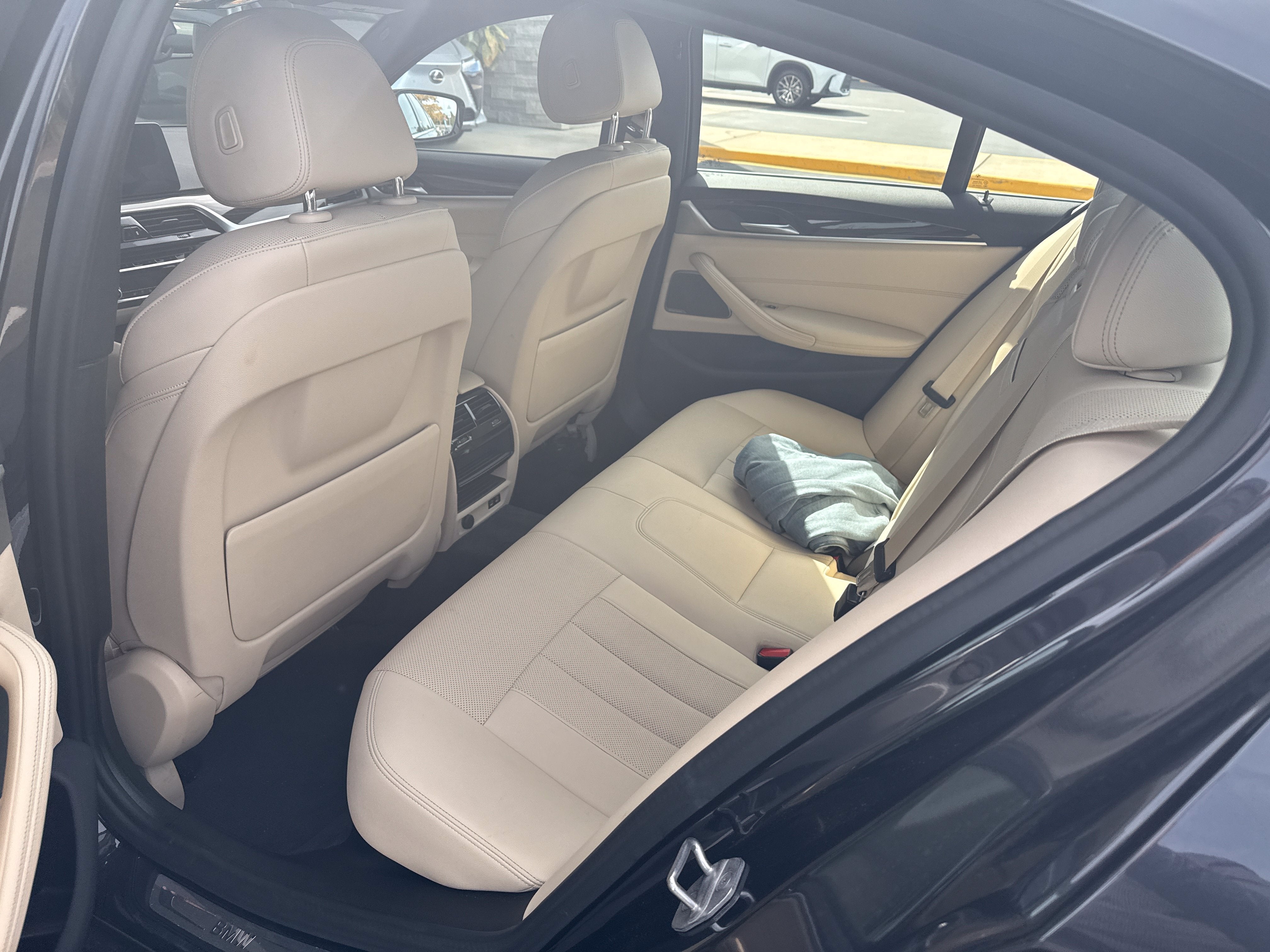 2021 BMW 5 Series 530i
