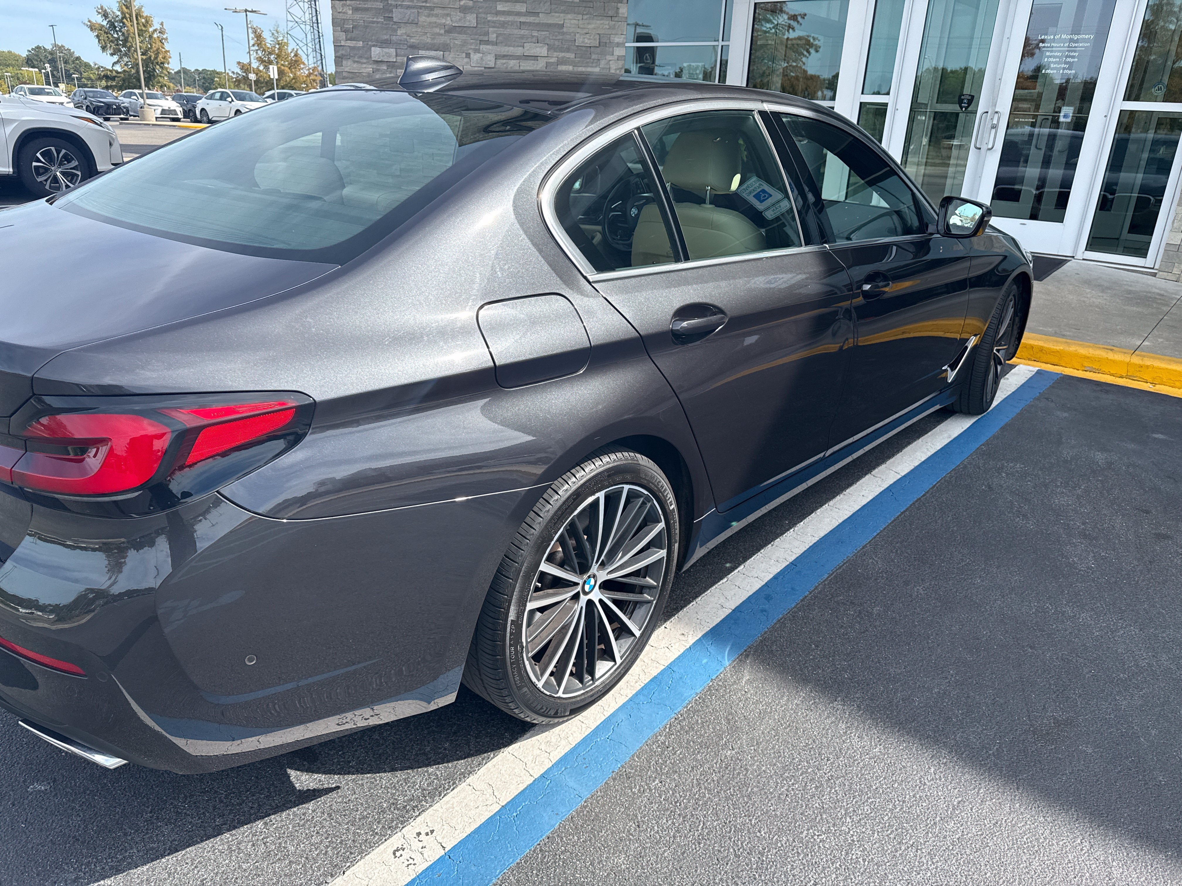 2021 BMW 5 Series 530i