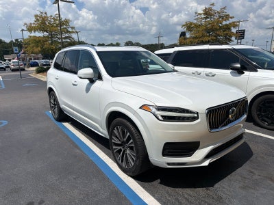 2020 Volvo XC90 T6 Momentum
