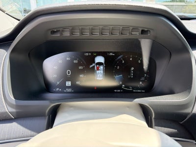 2020 Volvo XC90 T6 Momentum