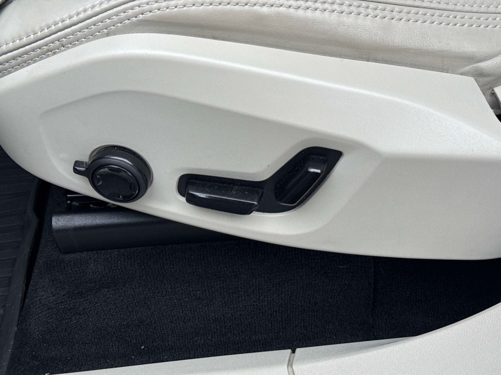 2022 Volvo XC90 T6 Inscription