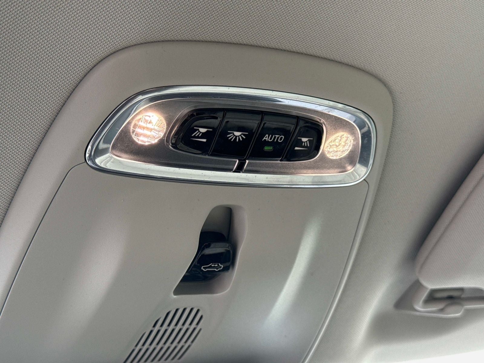 2022 Volvo XC90 T6 Inscription