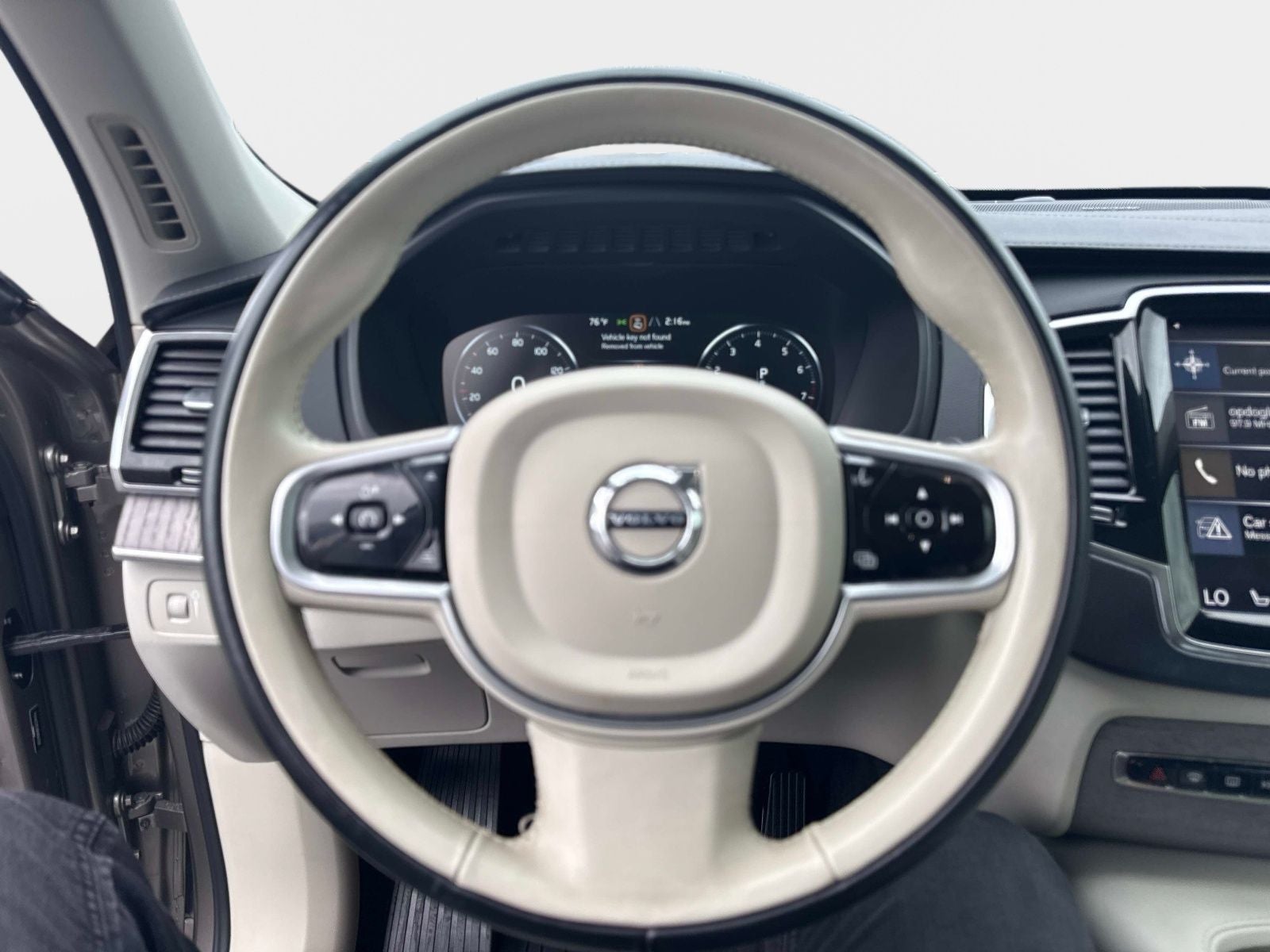 2022 Volvo XC90 T6 Inscription