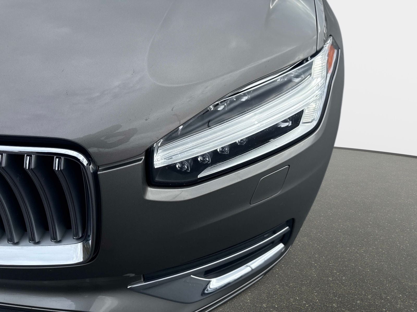 2022 Volvo XC90 T6 Inscription